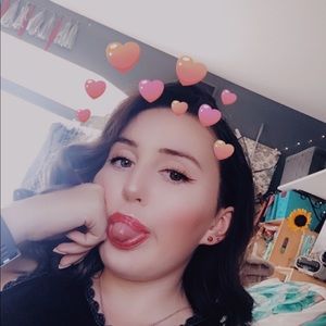 Meet your Posher, Rebekah